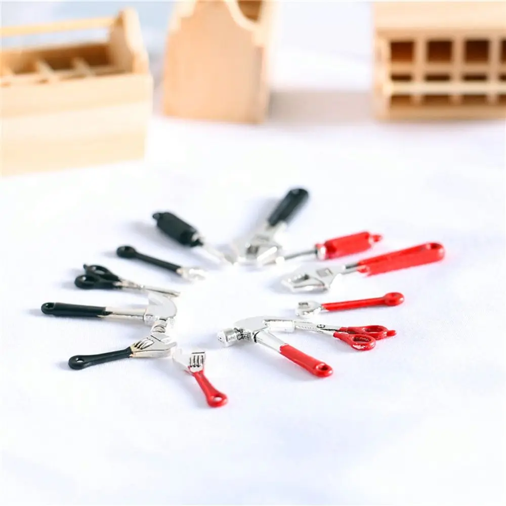 1:12 o 1:6 Kit di riparazione in miniatura Giocattoli di modello Utensili manuali Casa delle bambole Decorazione del martello Simulazione Chiave per bambole Casa da gioco