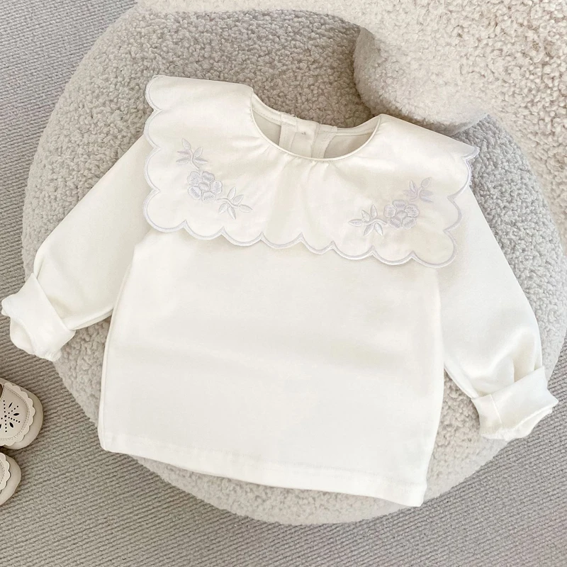 New autumn baby clothing, 0-5 year old female baby, embroidered big collar base T-shirt