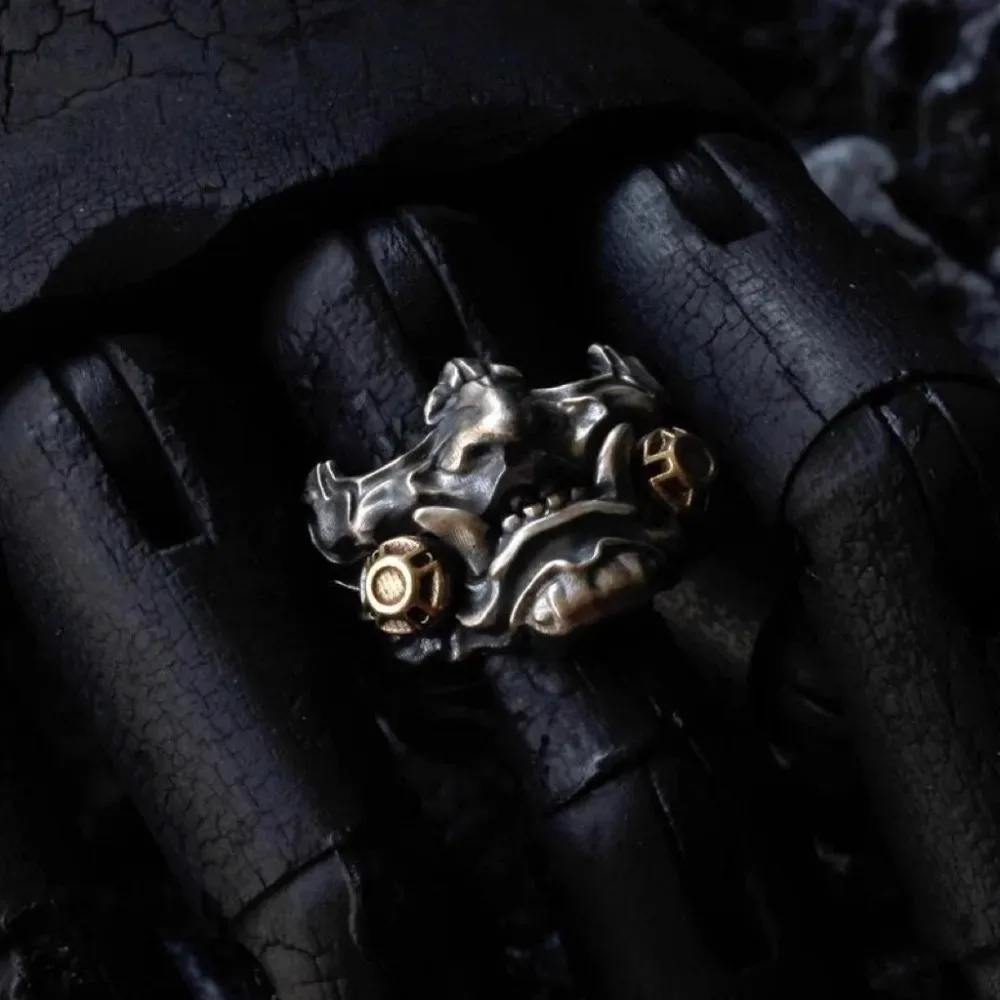 

Cyberpunk Vintage Samurai Mask Domineering Rings Men's Fashion Trend Mechanical Future Simple Retro Personality Accessories Gift