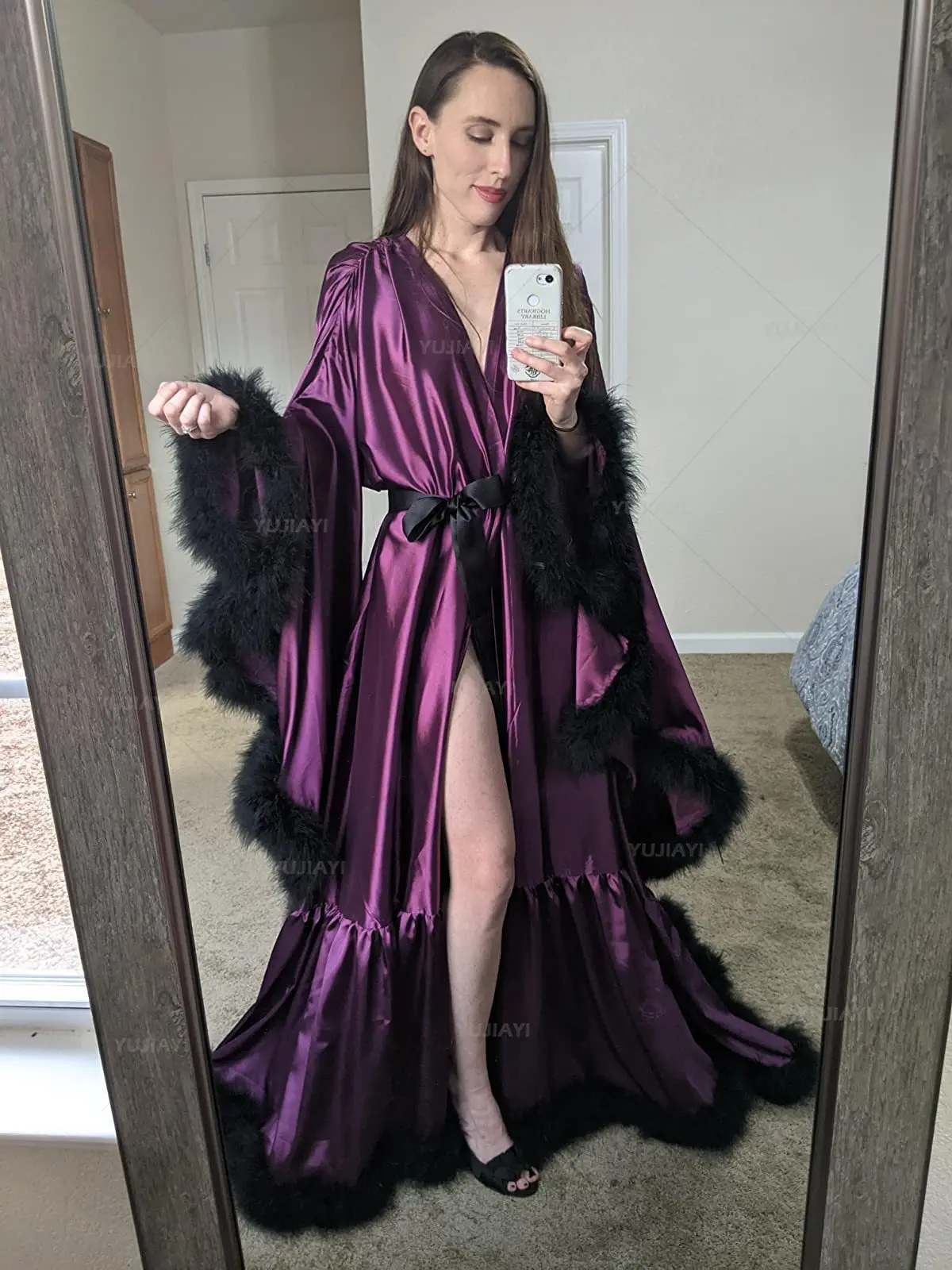 Luxury Women Robe Flare Sleeves Feather Bridal Robe Silk Satin Boudoir Lingerie Sleepwear Maternity Wedding Party Dressing Gown