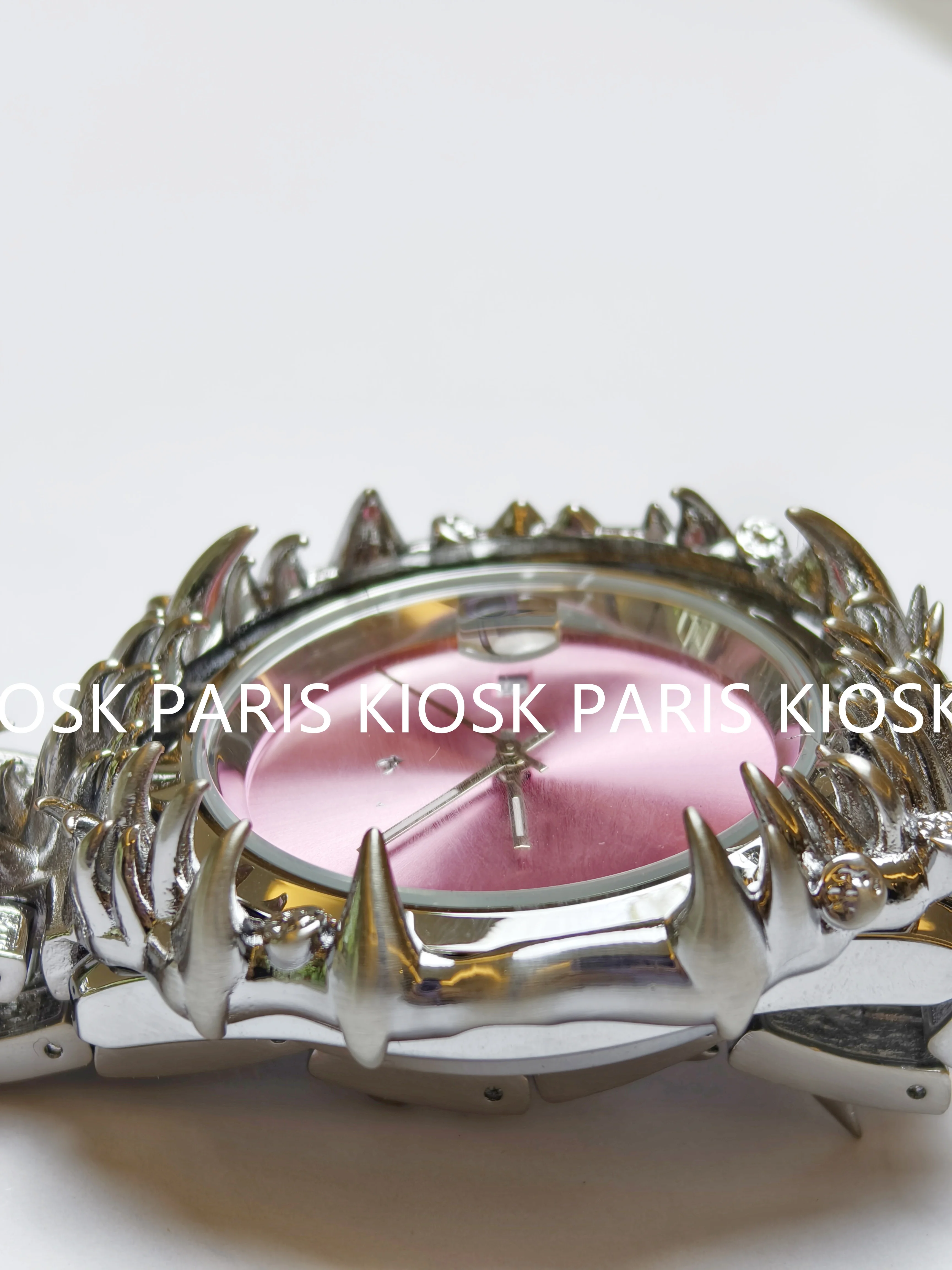 Genuine Kiosk Special-Shaped Watch Claw Wortter Retro Y2K European and American High-End Ins Same Style