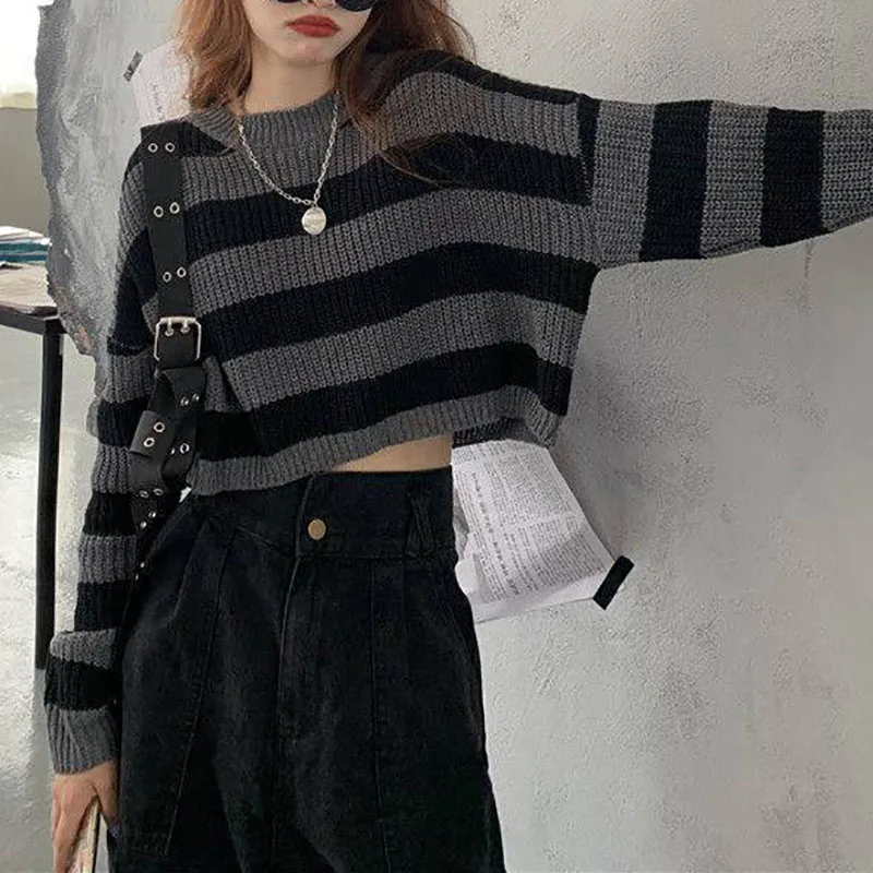 Women Fashion Cropped Sweater Sexy Tops Women Black White Striped Loose Pullover Knitted Sweater Fashion Jumper