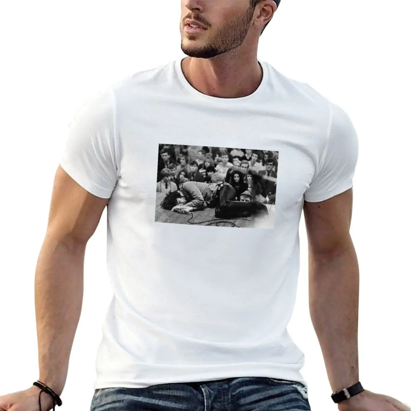 

Jim Morrison on stage T-Shirt cotton t shirt man man t shirt summer anime tshirt T-shirt