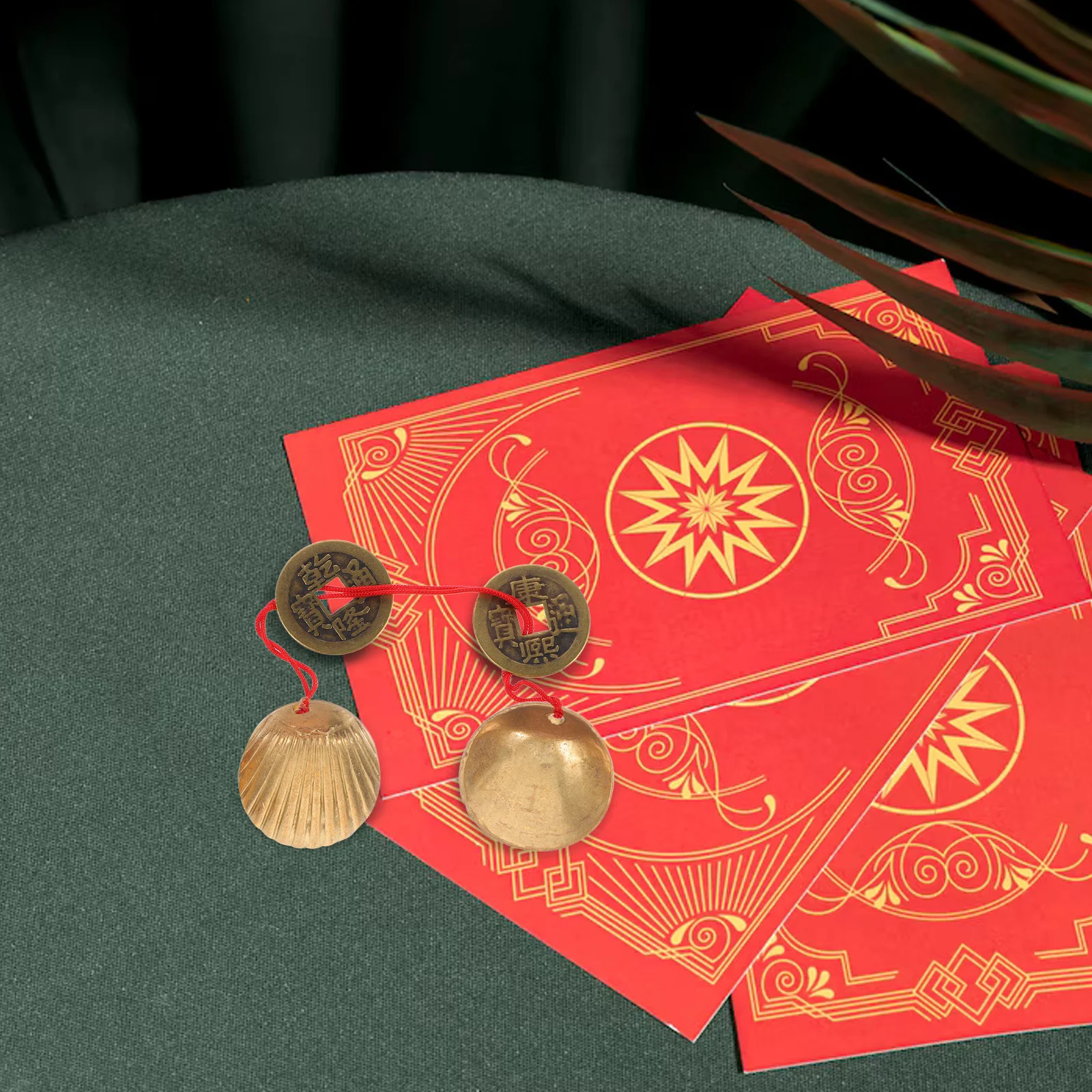 

2Pairs Brass Feng Shui Divination Shell Cups Chinese Taoist Vintage Ritual Supplies Wealth Attracting Ornaments Good Luck Feng