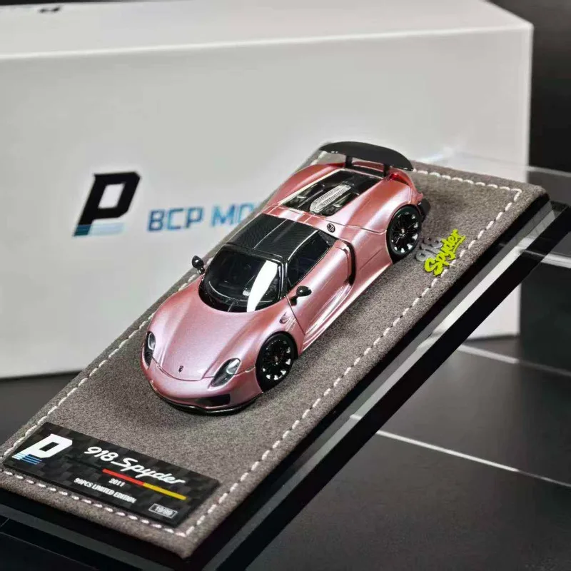 

DMH X BCP 1:64 918 Hardtop Cast-Precast Synthetic Resin Car Model, Boys' Holiday Gift Toy Collection Decoration Item.
