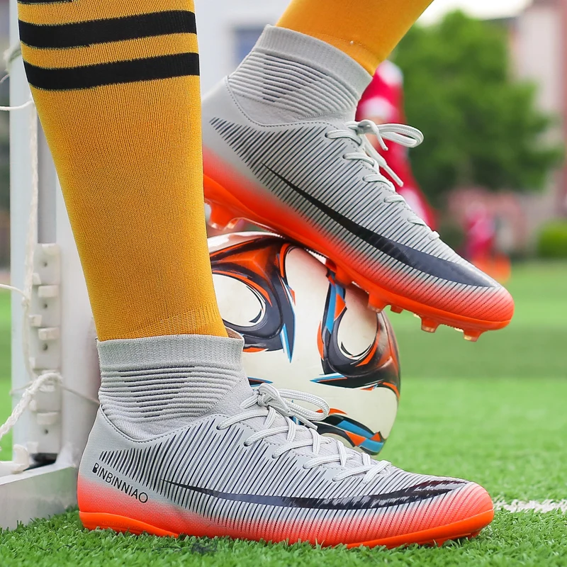 New Men Ultralight Soccer Shoes FG Professional Football Boots Unisex Non-Slip Training Soccer Cleats Outdoor Field