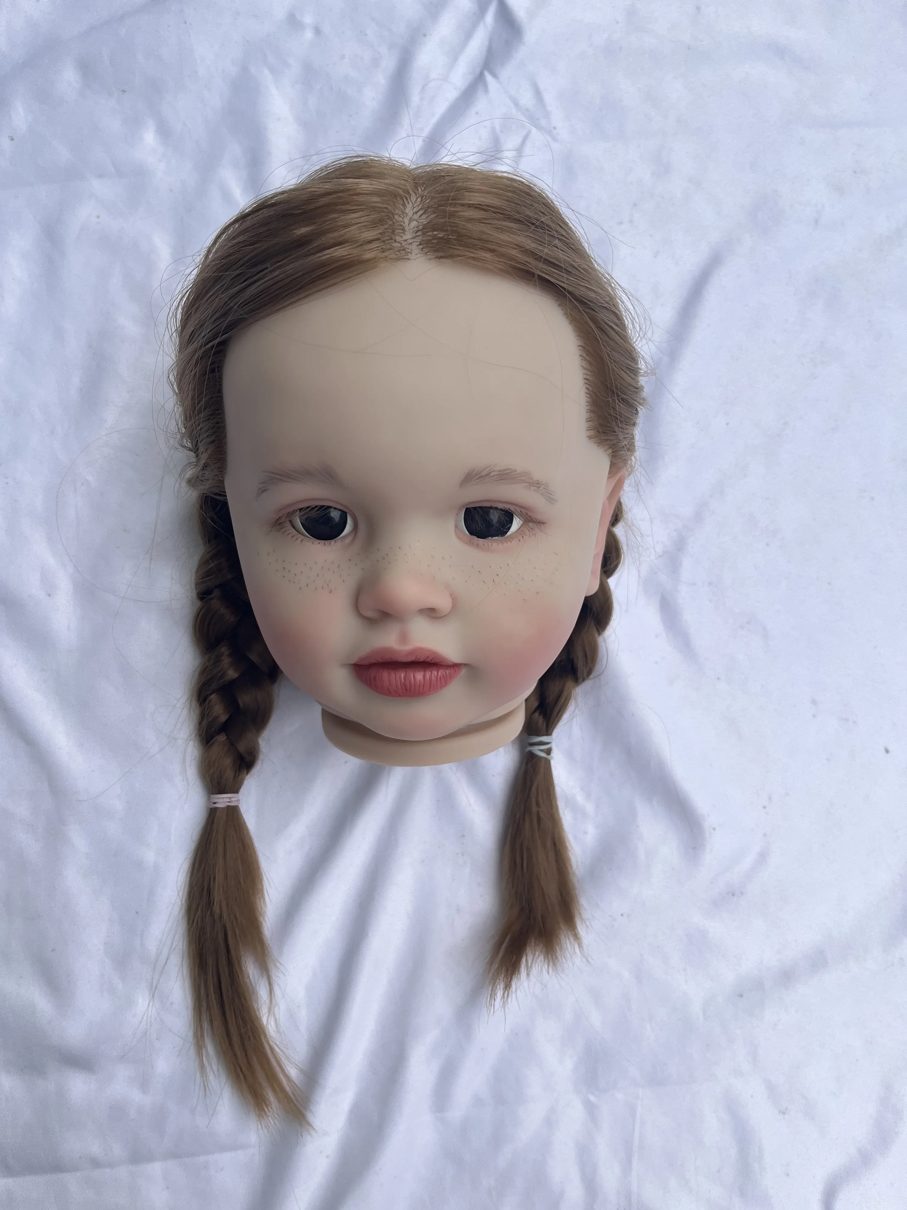 SINO-BB Maßgeschneidertes, limitiertes 26-Zoll-Reborn-Baby-Pippa mit handgewurzeltem Haar, bemaltes Kit, DIY-Teil, echte Fotos ohne Sommersprossen