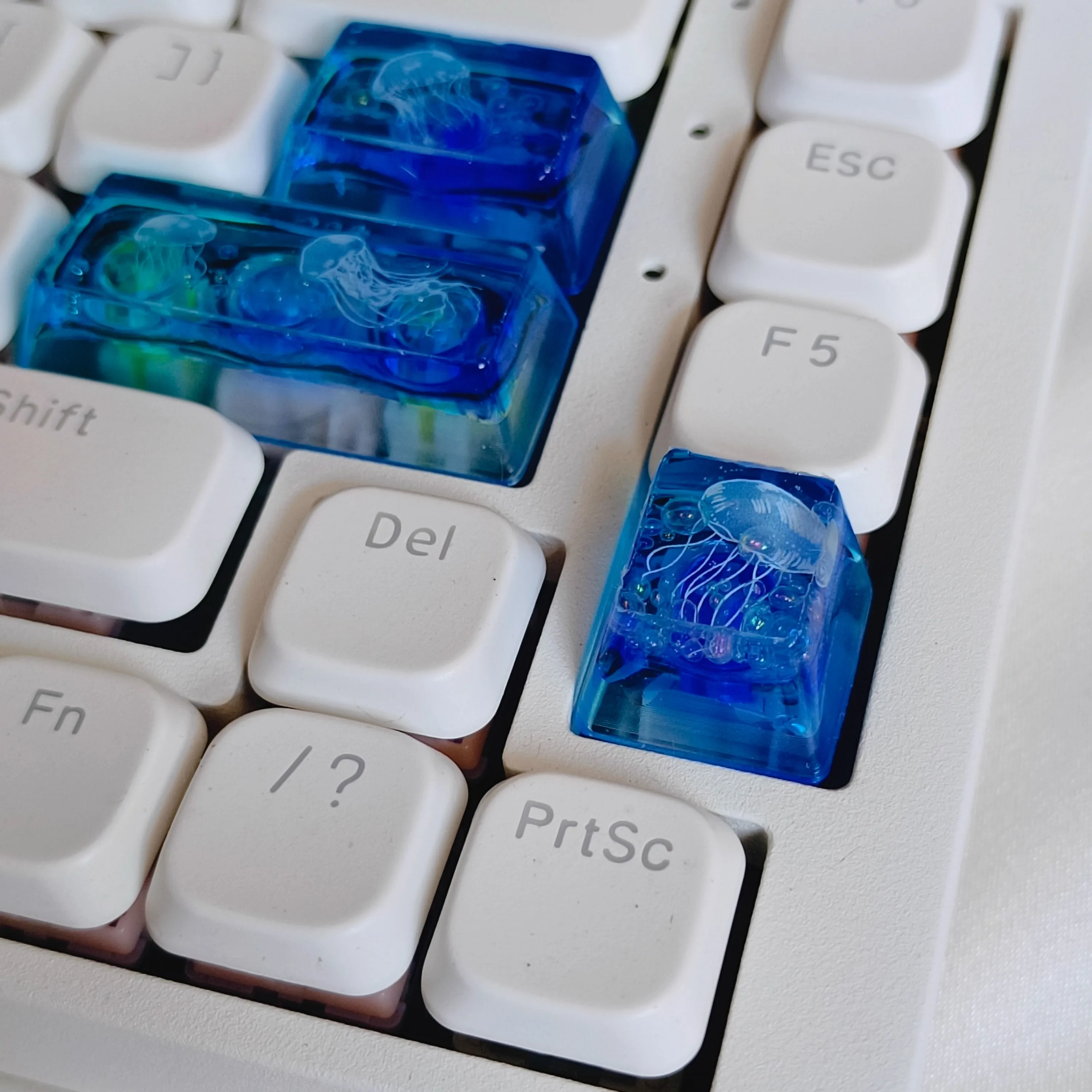 Jellyfish Keycap Blue ESC/ Shift/Tab/Alt/Ctrl/ Spacebar/Key Caps Resin Transparent 1/1.5/1.75/2.25/2.75/ 6.25u Artisan Keycaps