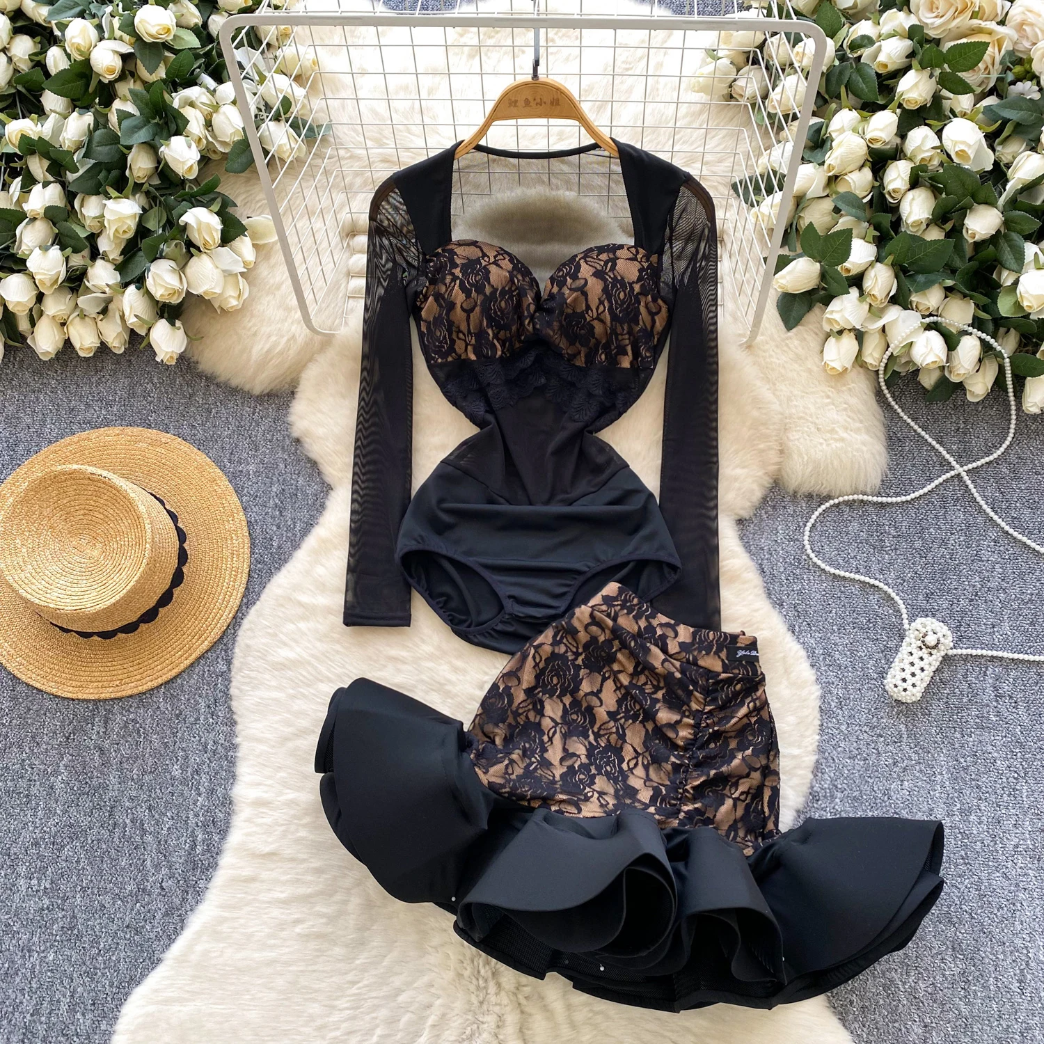 

French Elegant Lace Paneled Two-piece Set Women's Fashion Long-Sleeve Tulle Jumpsuit + Ruffled Mini Skirt Hepburn Design Set