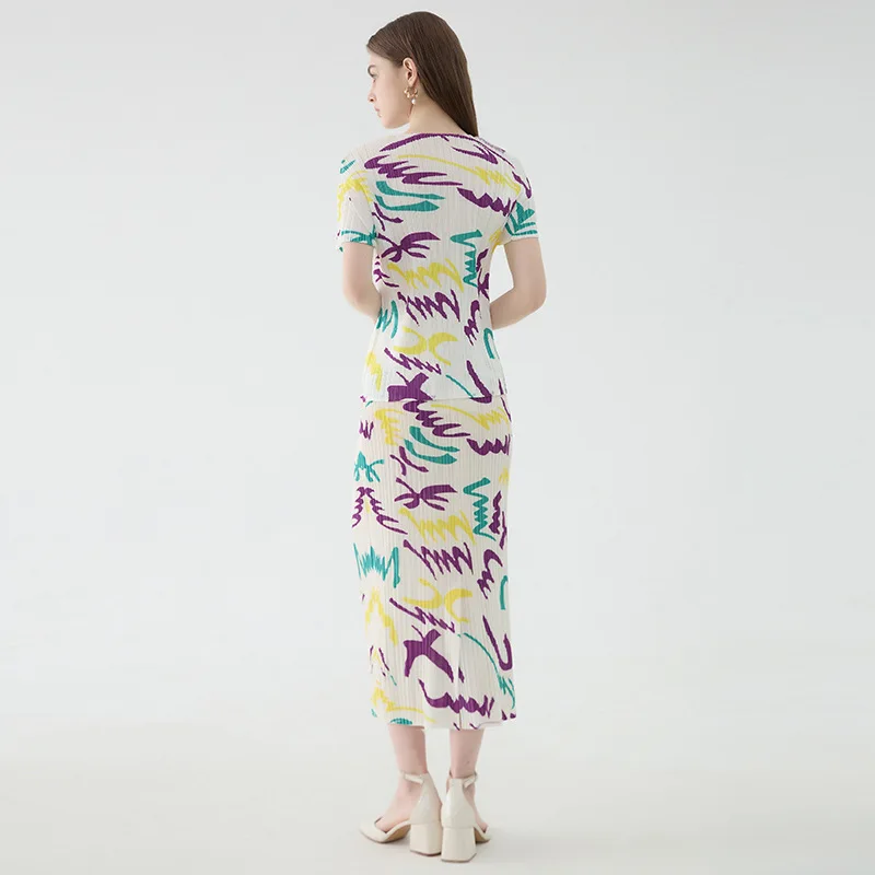 Miyake Fold 2025 Summer New Letter Printed Fold Set Women's Simple Short Sleeve Pleats Top Fashion Half Skirt Two Piece Set