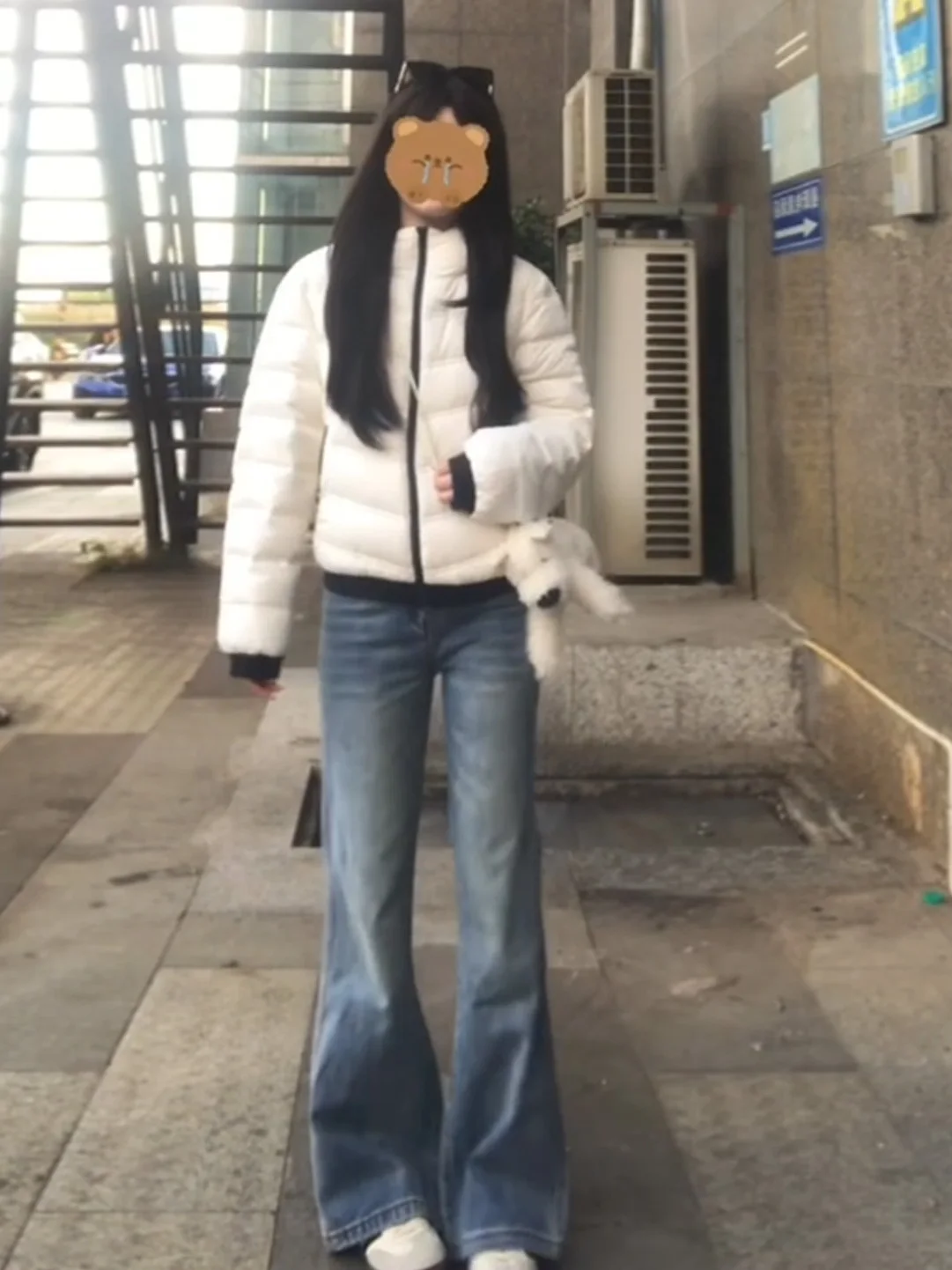 

Утепленная хлопковая куртка с капюшоном в корейском стиле, простая, неподвластная времени, женская модная верхняя одежда, зимняя новинка, прямой крой, длинный рукав