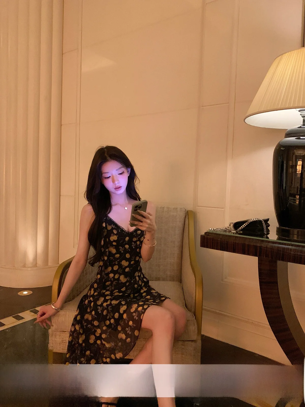 

YOLI Zhang Yuli Sun Island Beautiful Floral Print Strapl Dr Women's V-ne Irregular ort Skirt Korean Sle High Waist