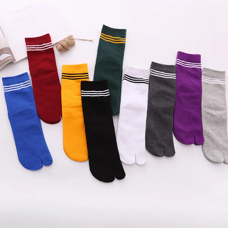 

5 Pairs Fashion Women Girls Tabi Two Toe Socks Cotton Autumn Winter Mid-Tube Solid Color Striped 2 Finger Clogs Socks 4 Seasons