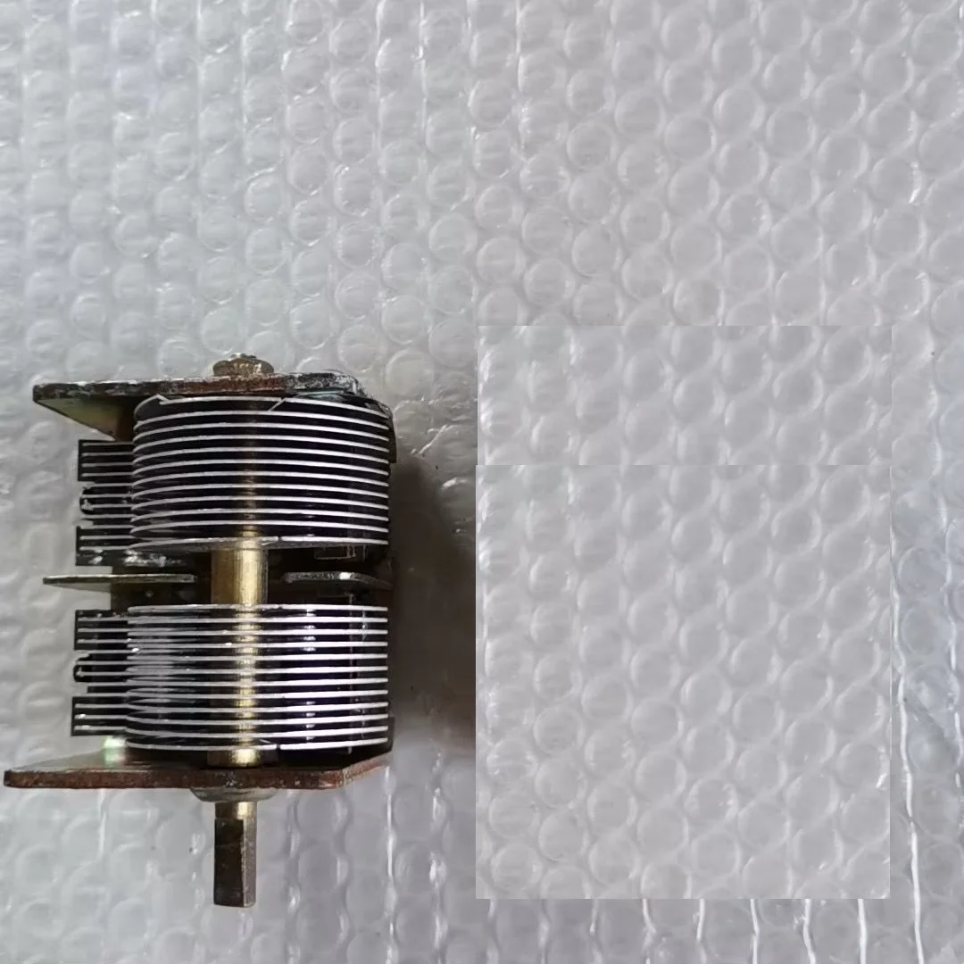 ตัวเก็บประจุแบบแปรผันคู่มือสอง 2*365P