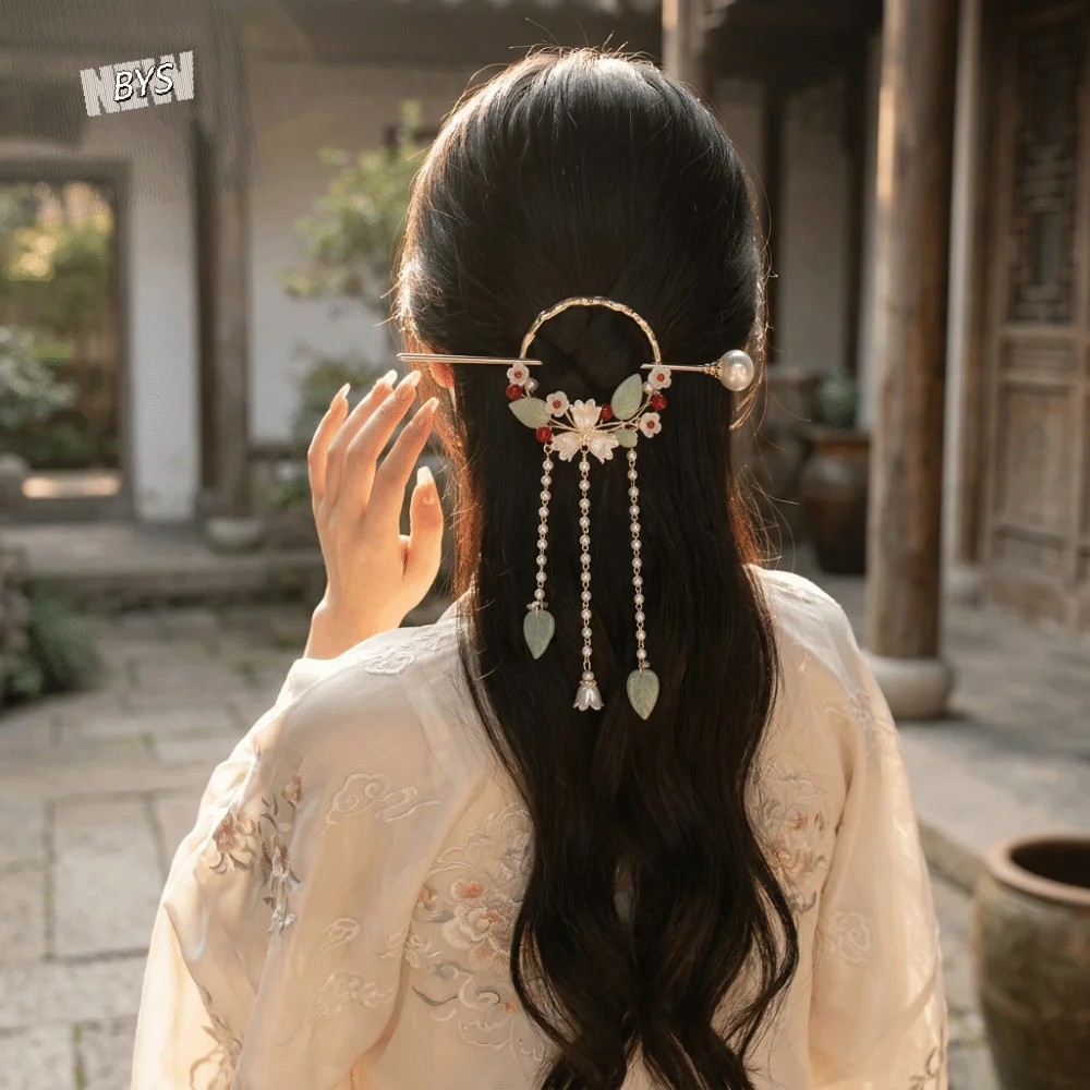

Elegant Hanfu Hairpin Vintage Alloy Material Floral Hair Accessory Flower Design Long Tassels Pearls Hair Sticks Festivals