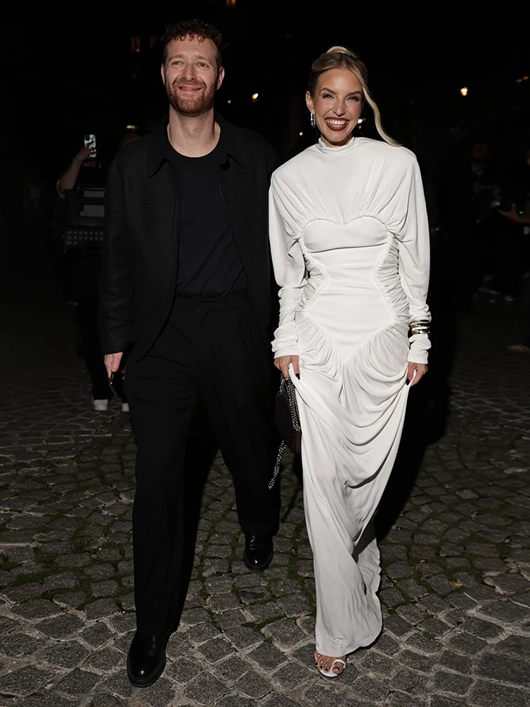 Cutenew Elegante abito natalizio da donna con pieghe patchwork a maniche lunghe semplice da sera sexy da ballo di fine anno elasticizzato skinny maxi aderente