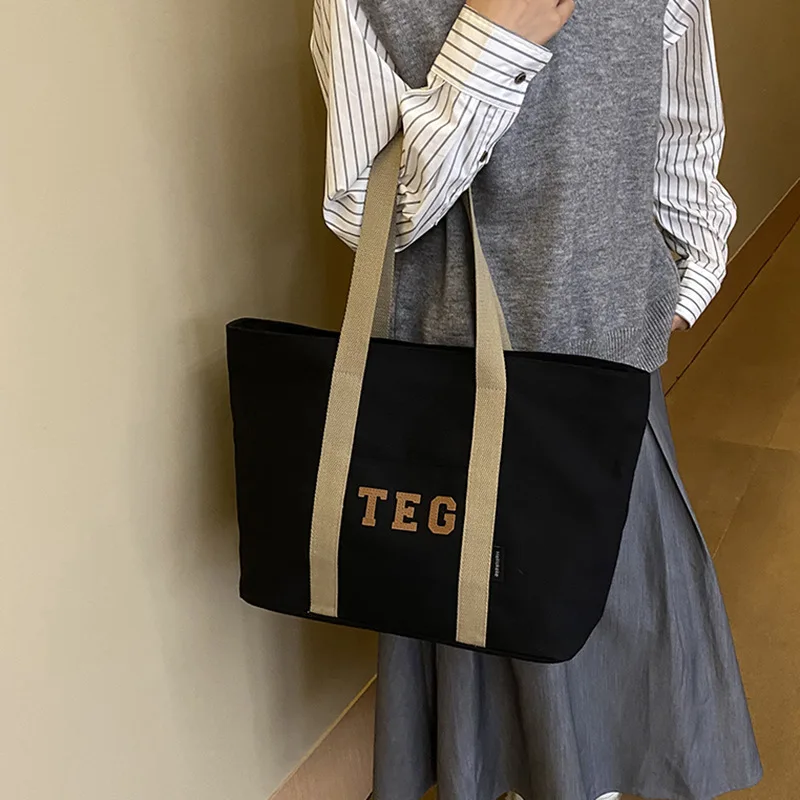 

2025 Women's Canvas Tote - Large-Capacity Lightweight, Casual Commute/College Class Shoulder Bag