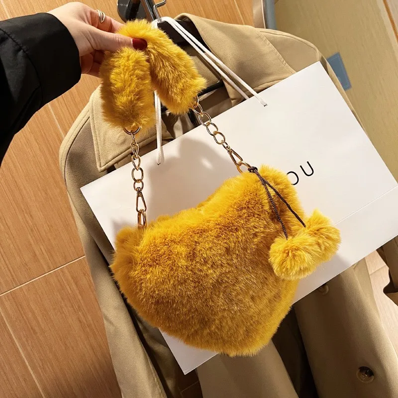 

Luxury Faux Fur Heart-shaped Women Small Handbags Fluffy Plush Ladies Chain Shoulder Bag Fashion Female Furry Daily Clutch Purse