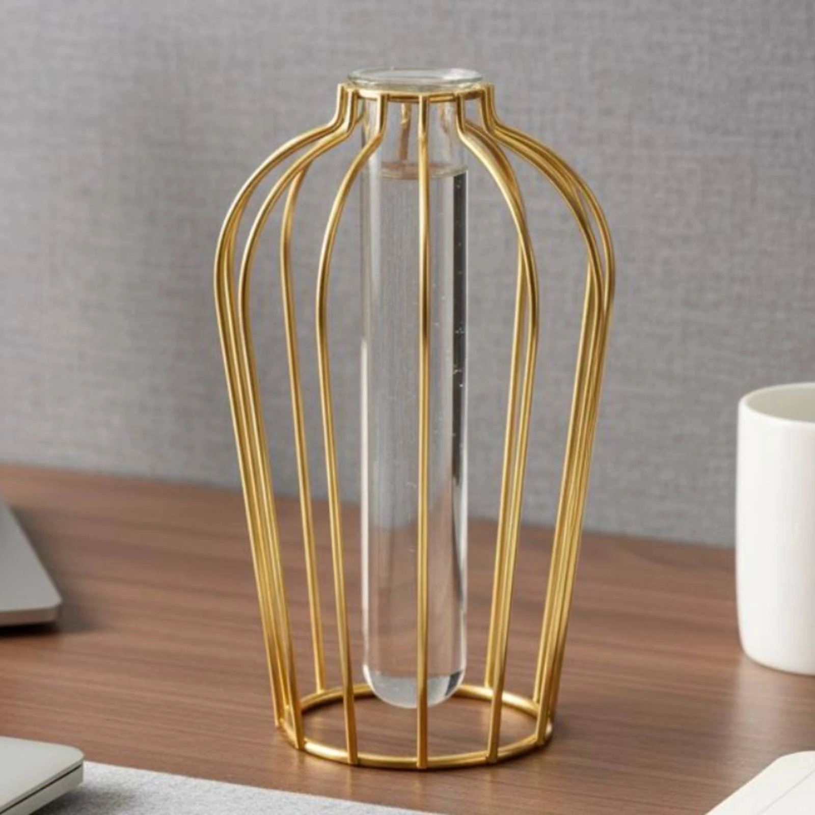 Металлическая ваза-каркас из з – обзор и цена Art Craft Vase