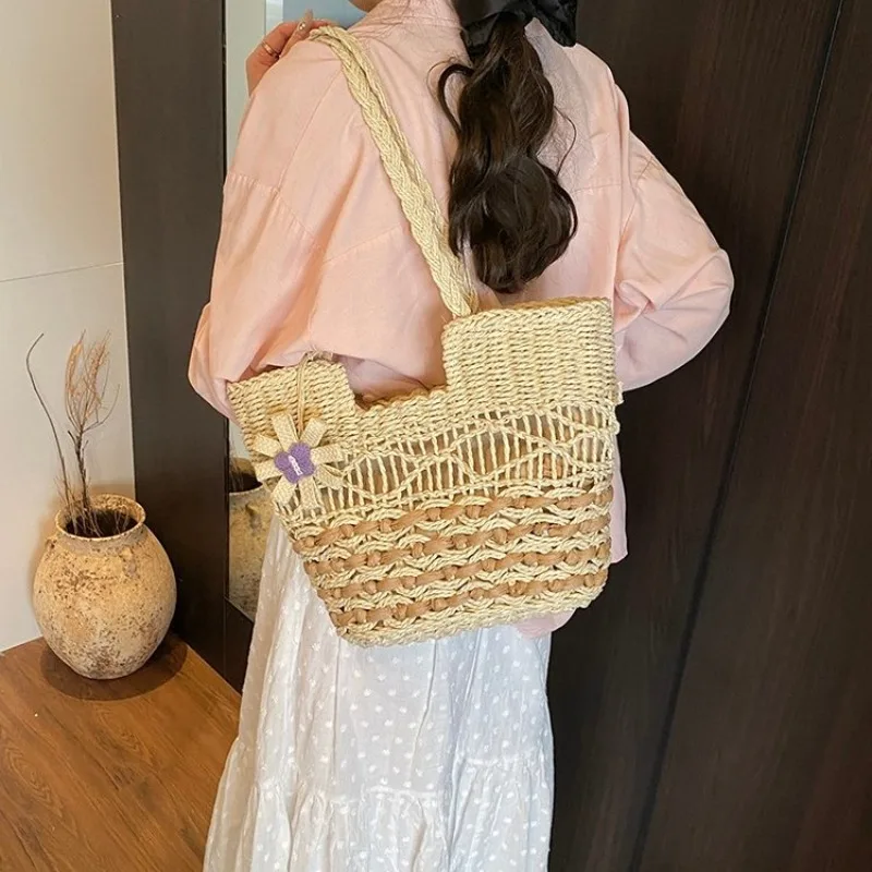 

Уникальная винтажная сумка для подгузников для женщин, роскошная сумка через плечо, дизайнерская минималистичная сумка-тоут с большим объемом, стильная и элегантная.