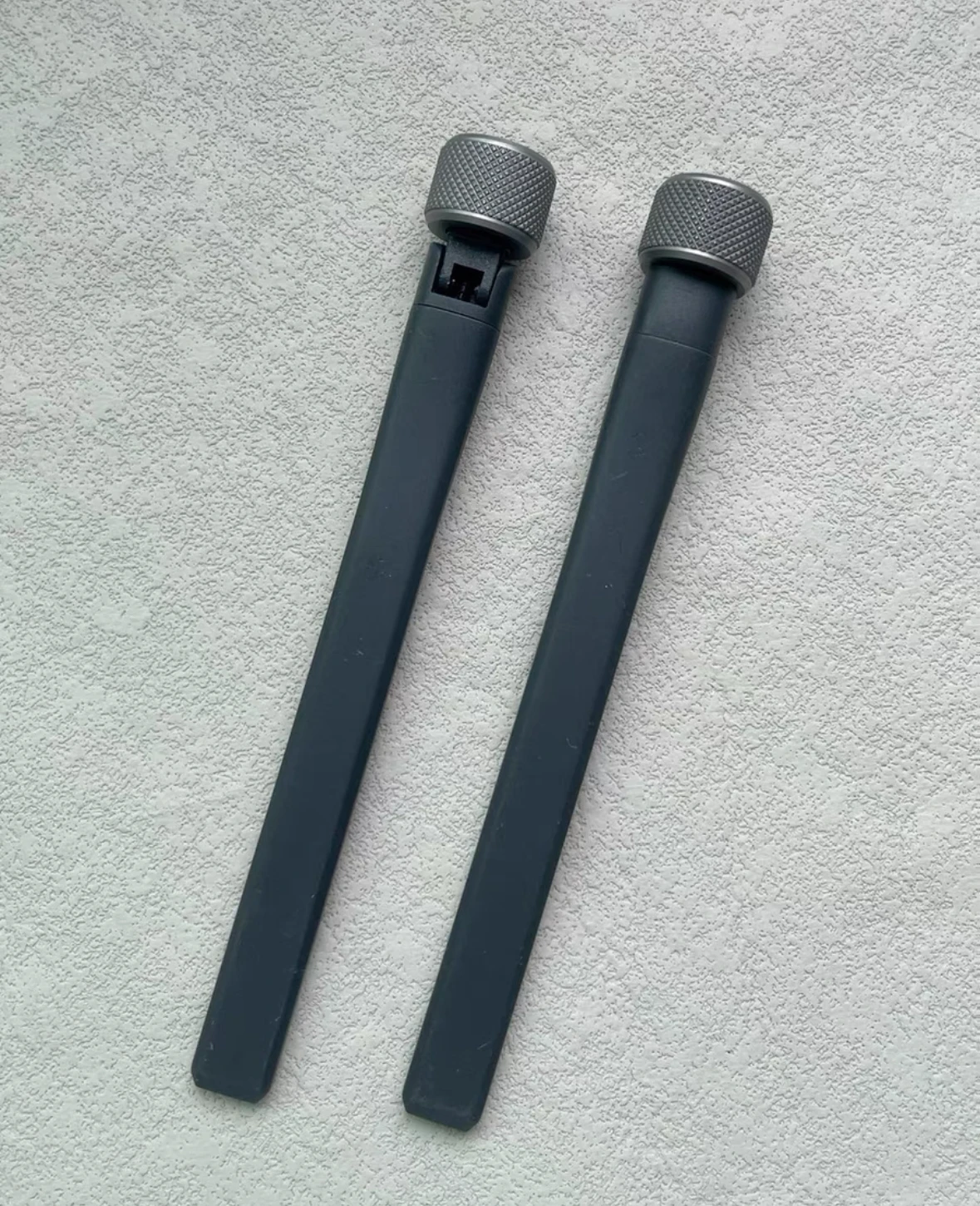 

2 шт. оригинальный RC PLUS передатчик пульт дистанционного управления SDR антенна для DJI T40 T50 SDR дрон запасная часть