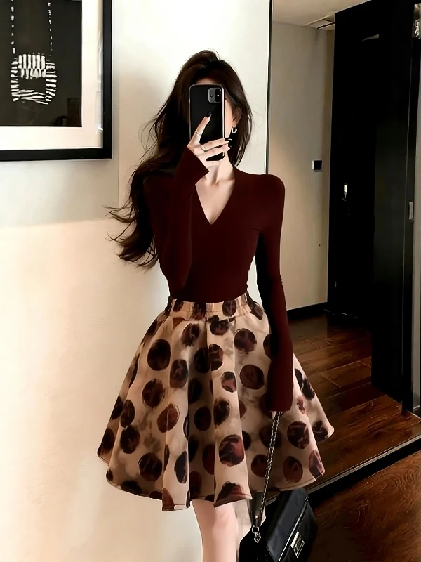 

Slim Fit Long Sve V-Ne Red T-irt High Waist Polka Dot Puffy Skirt Set Women's Faion Autumn Winter Chic Outfit