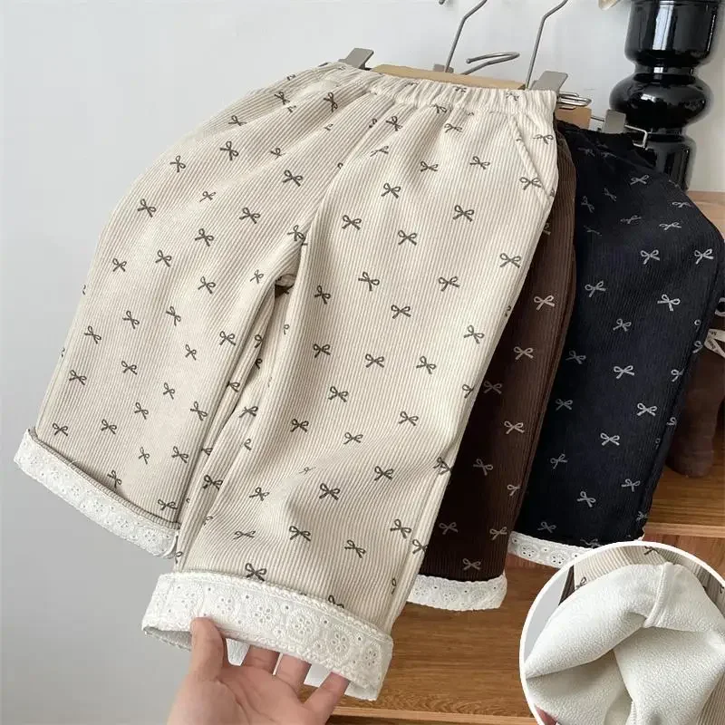 نساء شتاء جديد. الأطفال القوس طباعة قطعة واحدة المخملية الأطفال سروال قصير مستقيم الطفل الصوف مبطن بالإضافة إلى السراويل السميكة