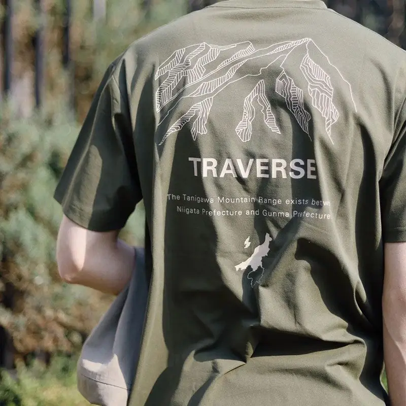 العلامة التجارية الرياضية Xuefeng 2025 الربيع/الصيف في الهواء الطلق تي شيرت غير رسمي للرجال والنساء تنوعا بأكمام قصيرة