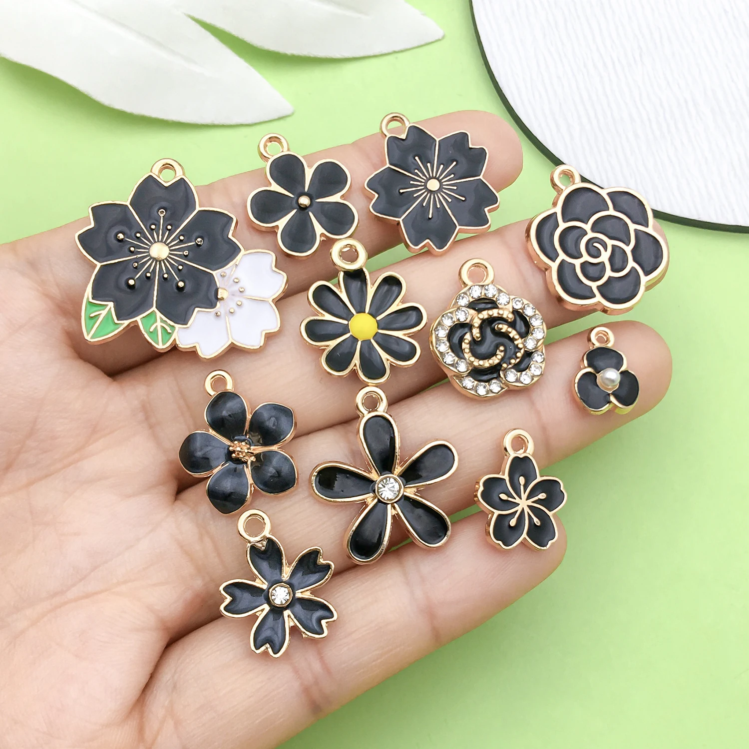 30pcs Black Enamel Flower Charms Alloy Small Daisies, Cherry Blossoms, Rose Flower Pendants For DIY Jewelry Making Accessories
