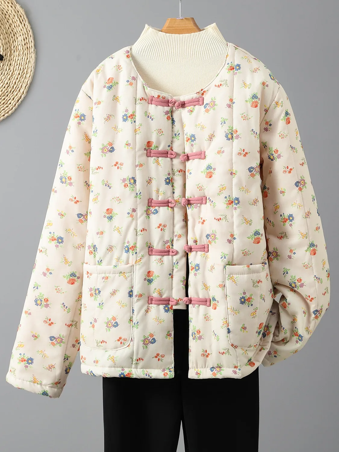 

Новое китайское хлопковое джато с цветочным принтом, женское зимнее пальто с круглыми пуговицами спереди, пальто в стиле ретро с воротником с лацканами