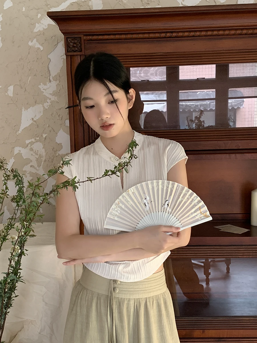 قميص نسائي قصير الأكمام جديد لعام 2025 باللون الأحمر، تصميم صيفي قصير على الطراز الصيني الجديد، قميص قصير عصري #4