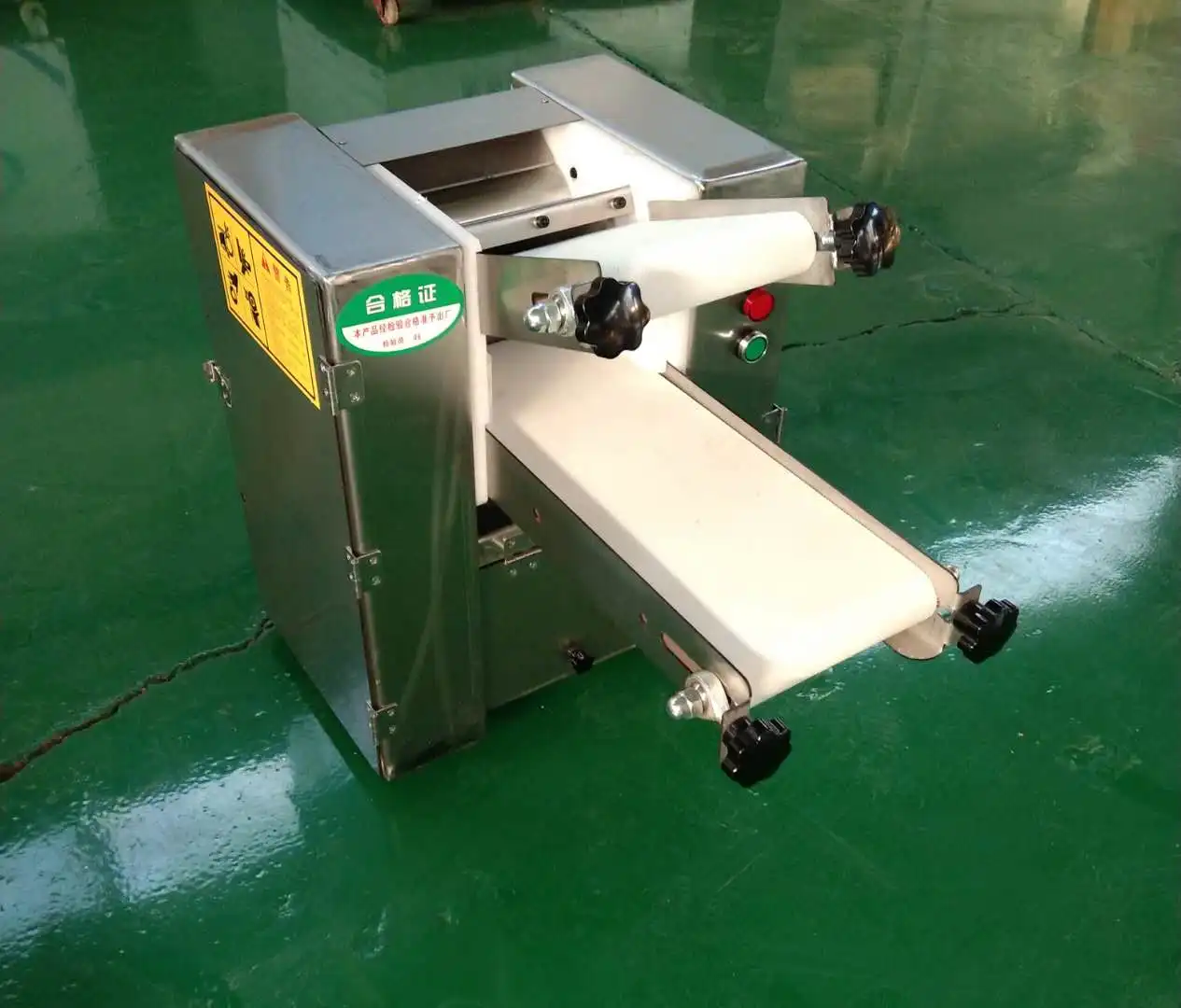 Sfogliatrice per impasto Macchina per pressa per pizza Vendita diretta in fabbrica Pasta professionale