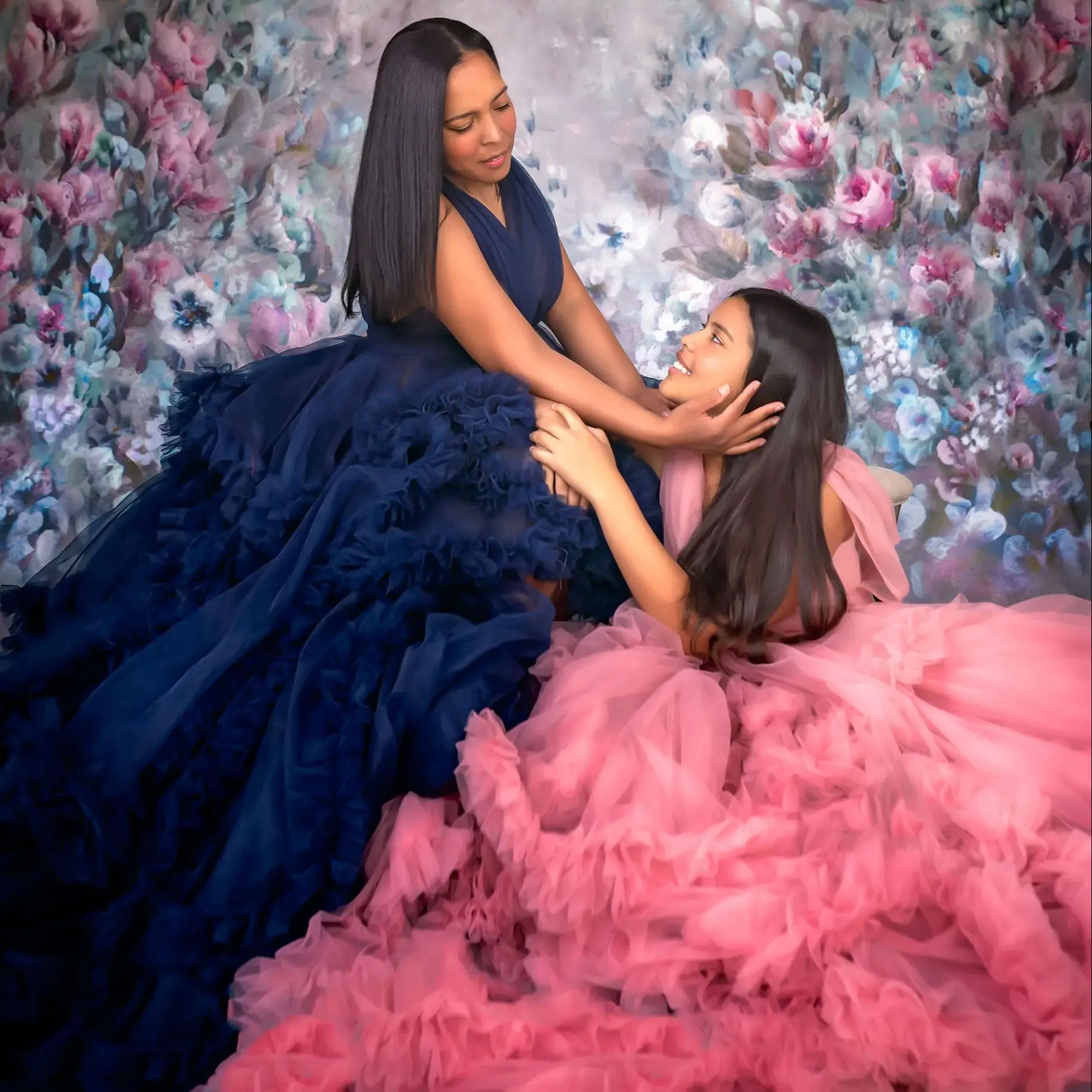 Unique Design Mommy and me Matching Dresses for Photo shoot Premium Soft Tulle Mother Daughter Gown Family Portrait Photography