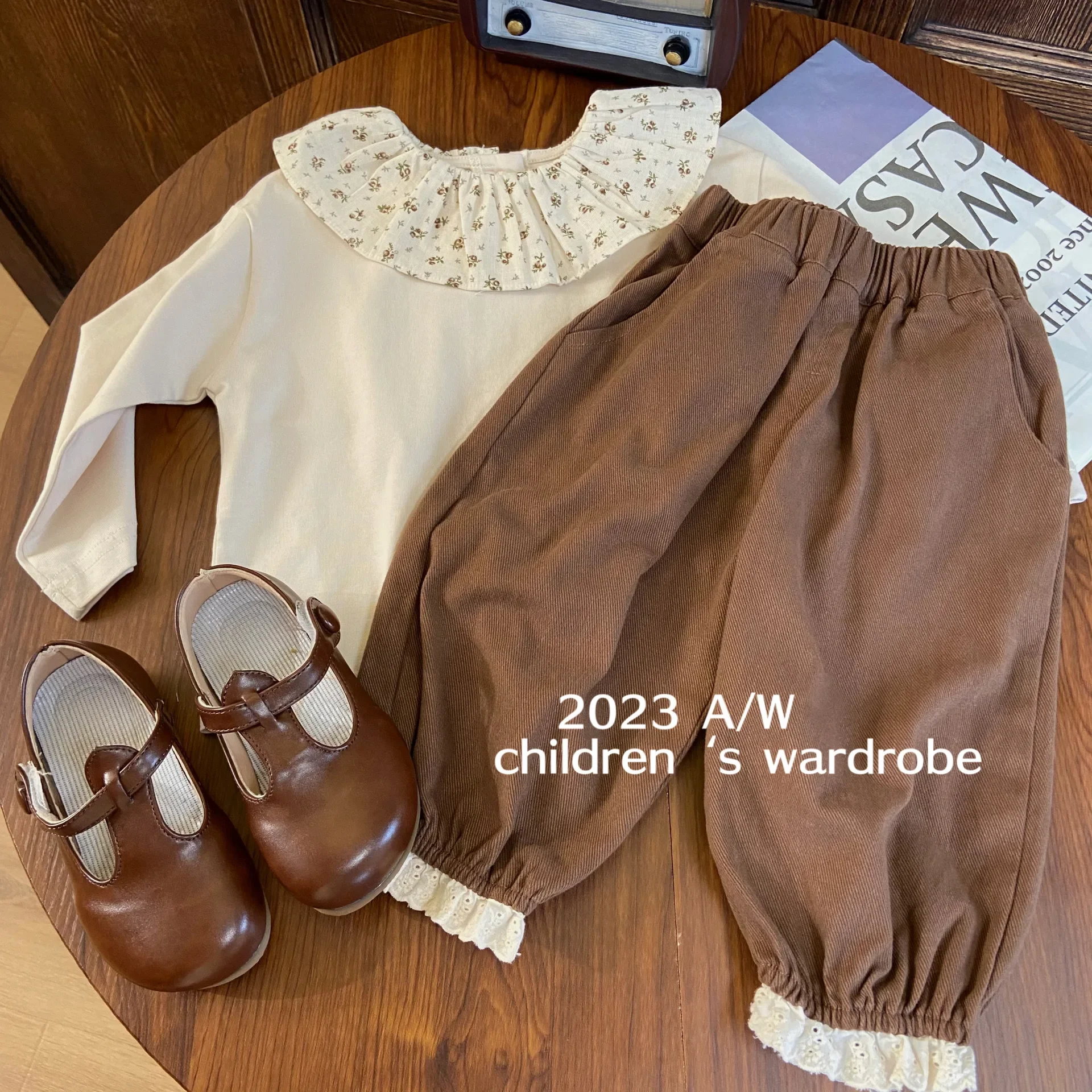 

Kid Clothes Suit Korean Children Wear 2023 Autumn New Girls Floral Lapel Bottom Shirt Fashion Lace Foot Mouth Casual Pants Suit