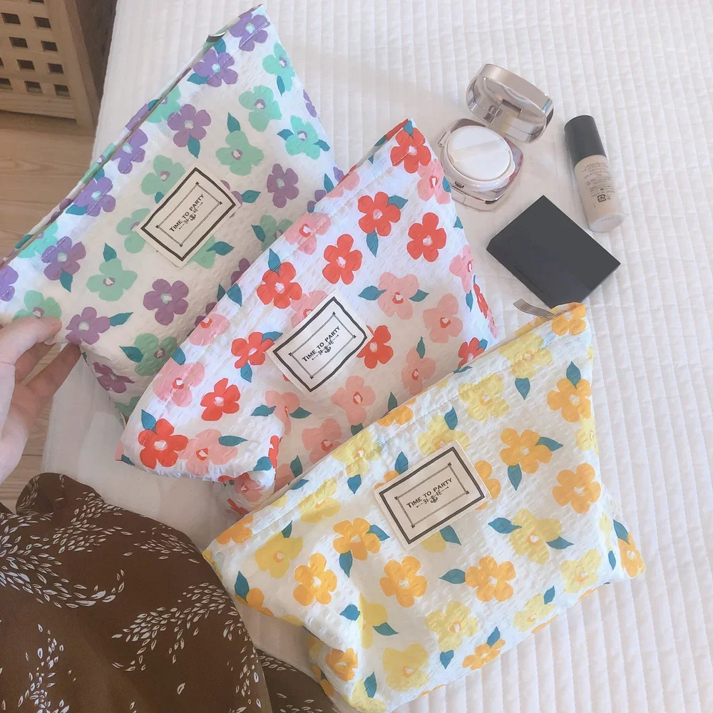 Small Large Toilet Beauty Toiletry Phone Purse Bags Travel Mini Lipstick Pouch Fashion Women's Cosmetic Storage Bag Girl Foral