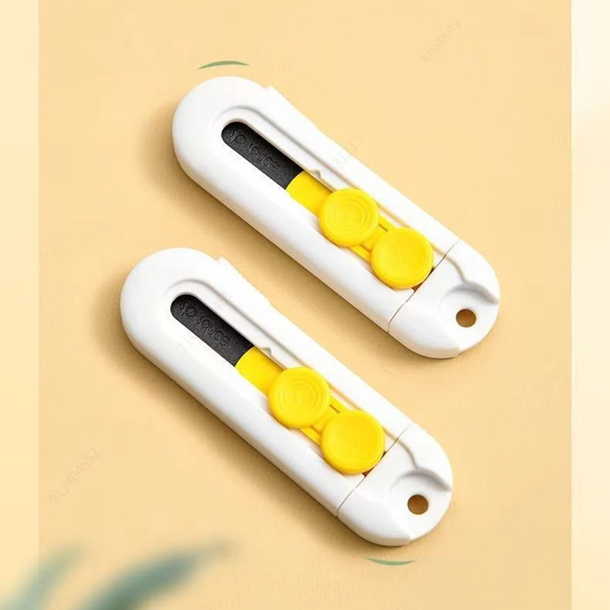 قطعة واحدة، قاطع صندوق صغير مغناطيسي، فتاحة حروف وقطاعة ورق، شفرة قابلة للسحب، صندوق صغير من مادة ABS متينة