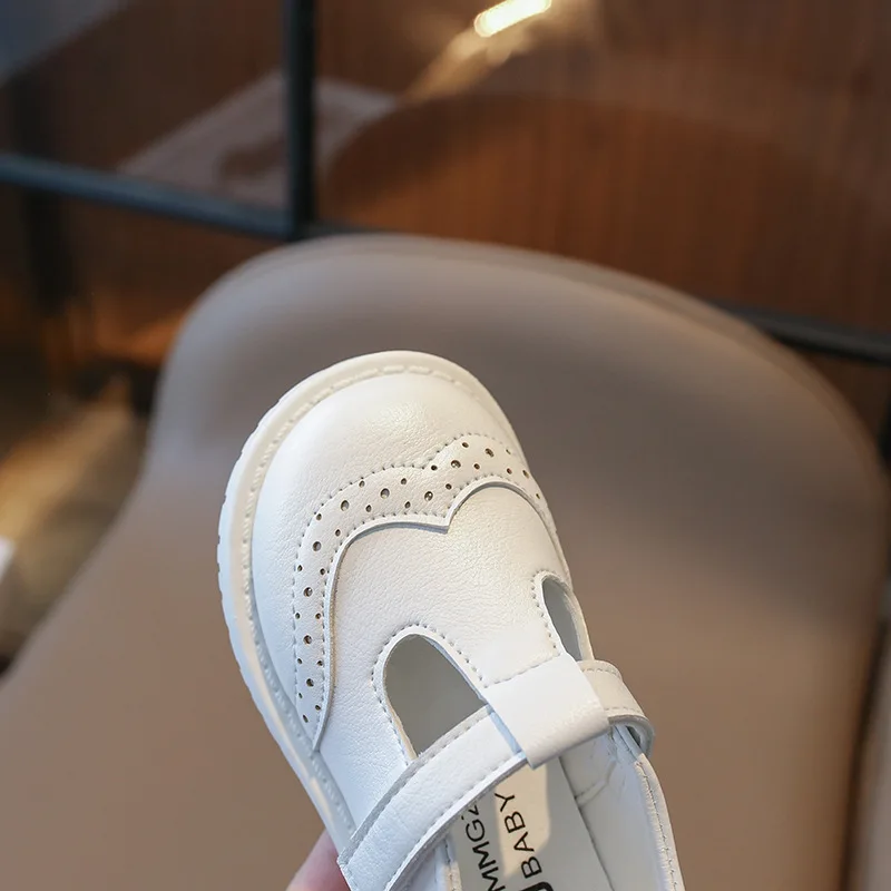 British Girl Shoe 2025 Autumn New Fashion Princess Shoe Classic Girl Party Dress Soft Sole Boy Shoes Versatile Kid Leather Shoes