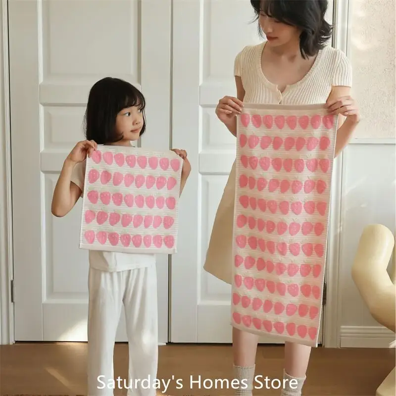 Strawberry Series Cotton Soft Face Towel for Kids Absorbent Bath Towel Comfortable Cotton Household Towel Beach Towels