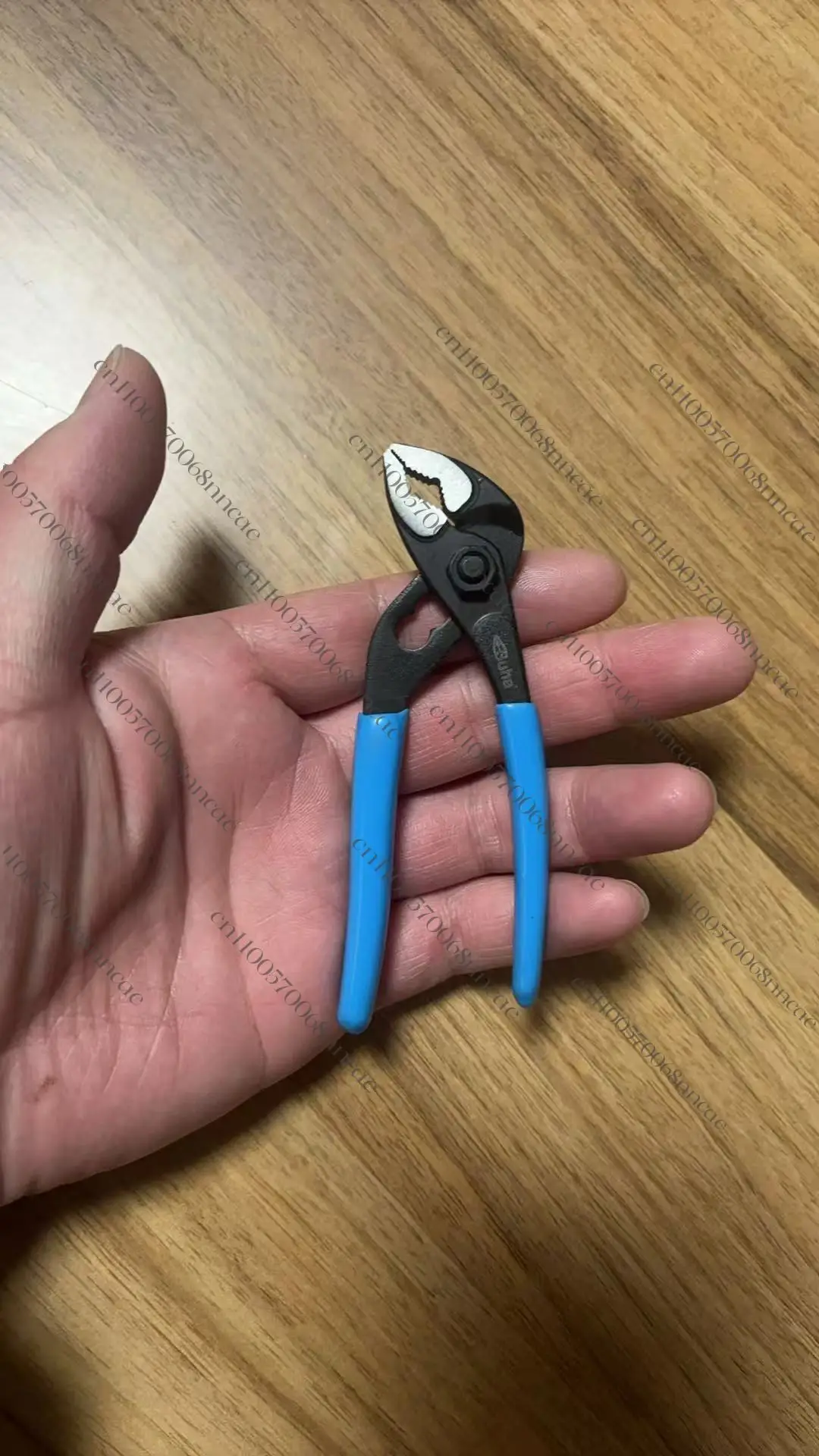 

Ultra-thin mini water pipe pliers, miniature small pipe pliers, small multi-function wrench