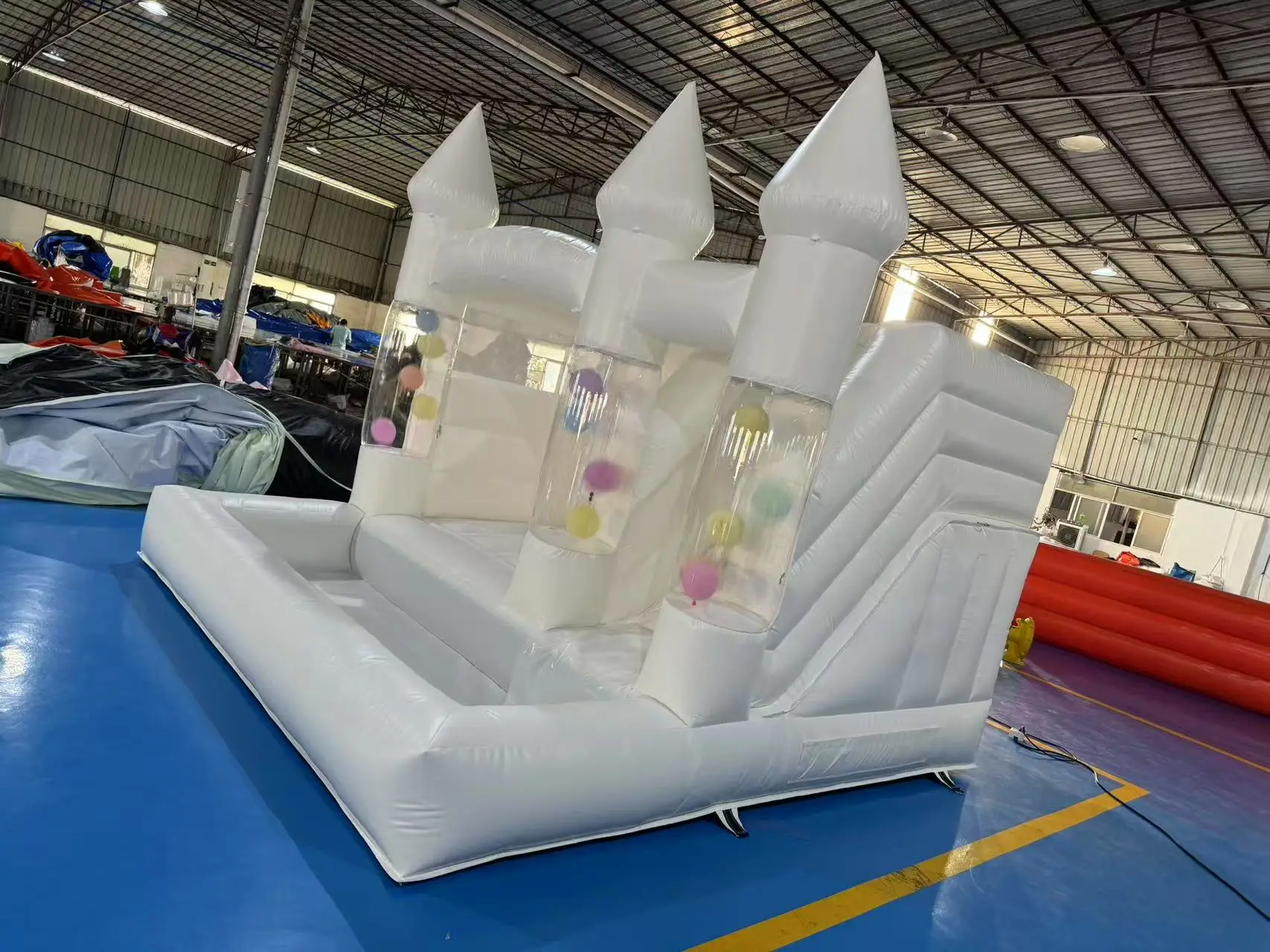 Commercial Inflatable Combo Balloons Jump House Outdoor White Bounce House with Slide