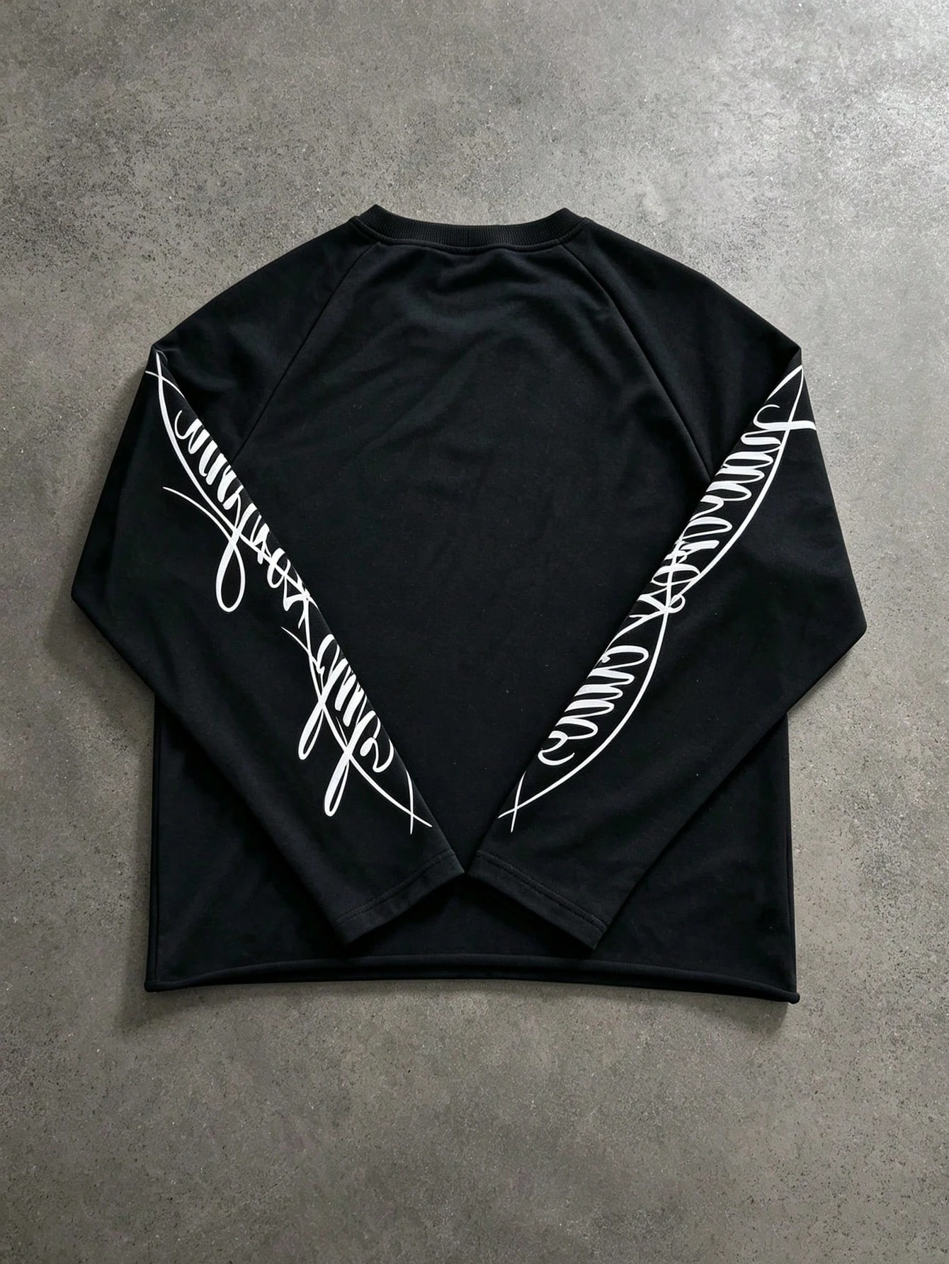 2026 Sommermode Neuer Stil Langarm-T-Shirt mit Raglanärmeln und kursivem Buchstabendruck, Rundhalsausschnitt, Hip-Hop-Streetwear-Oberteil für Kinder – Detail 5