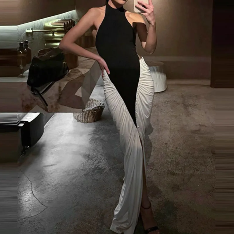 섹시한 홀터 슬리브리스 슬림핏 칵테일 드레스 여성 패션 하이웨이스트 드레이프 롱 드레스 블랙 화이트 패치워크 이브닝 드레스