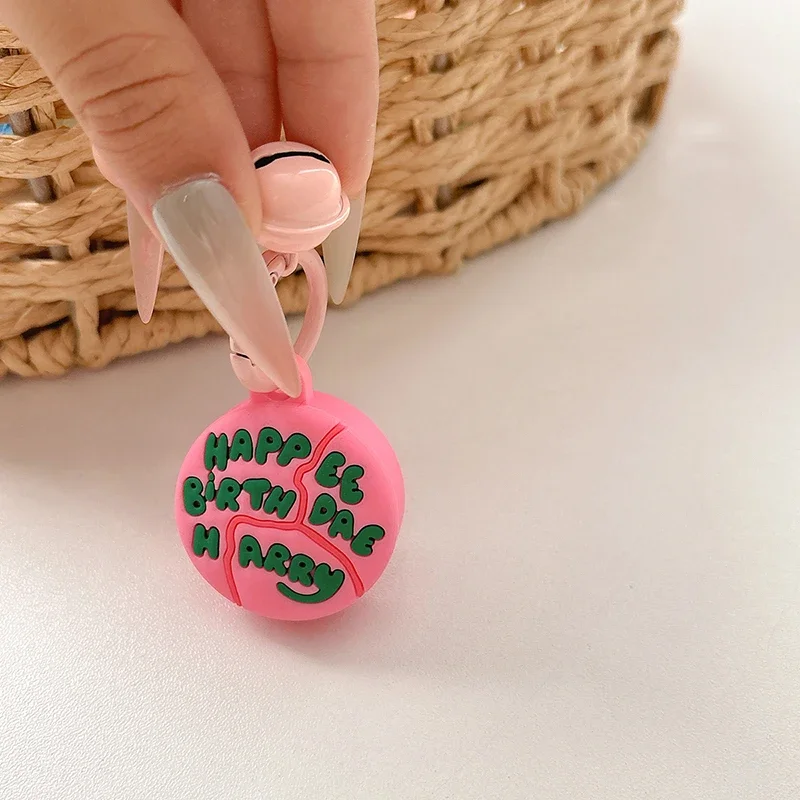 حافظة كعكة عيد ميلاد هاغريد اللطيفة المضحكة لهاتف أبل Airtag غطاء حماية لجهاز تعقب AirTag لحالات غطاء علامة الهواء