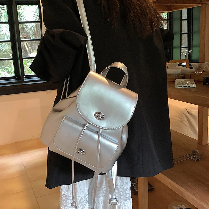 LEFTSIDE Brand 2023 Retro Silver Back Pack Small PU Leather Backpack Women School Bags For Teenagers Girls Luxury Backpacks