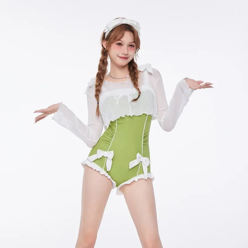 

2024 New One Piece Swimsuit Sexy Pure Blouse with Bra Pad Casual Long Sleeve Korean Green Small Chest Hot Spring Sweet Suit