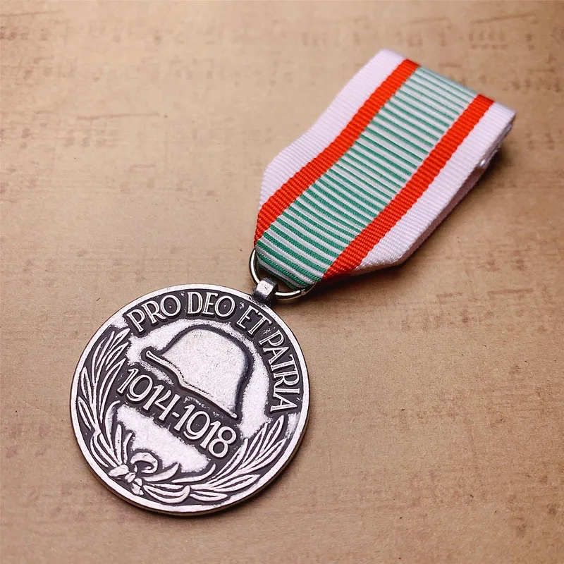 1 قطعة استنساخ المجرية عالية الجودة الشرف المعدنية التذكارية لمجموعة الحرب العالمية الأولى التاريخية العتيقة