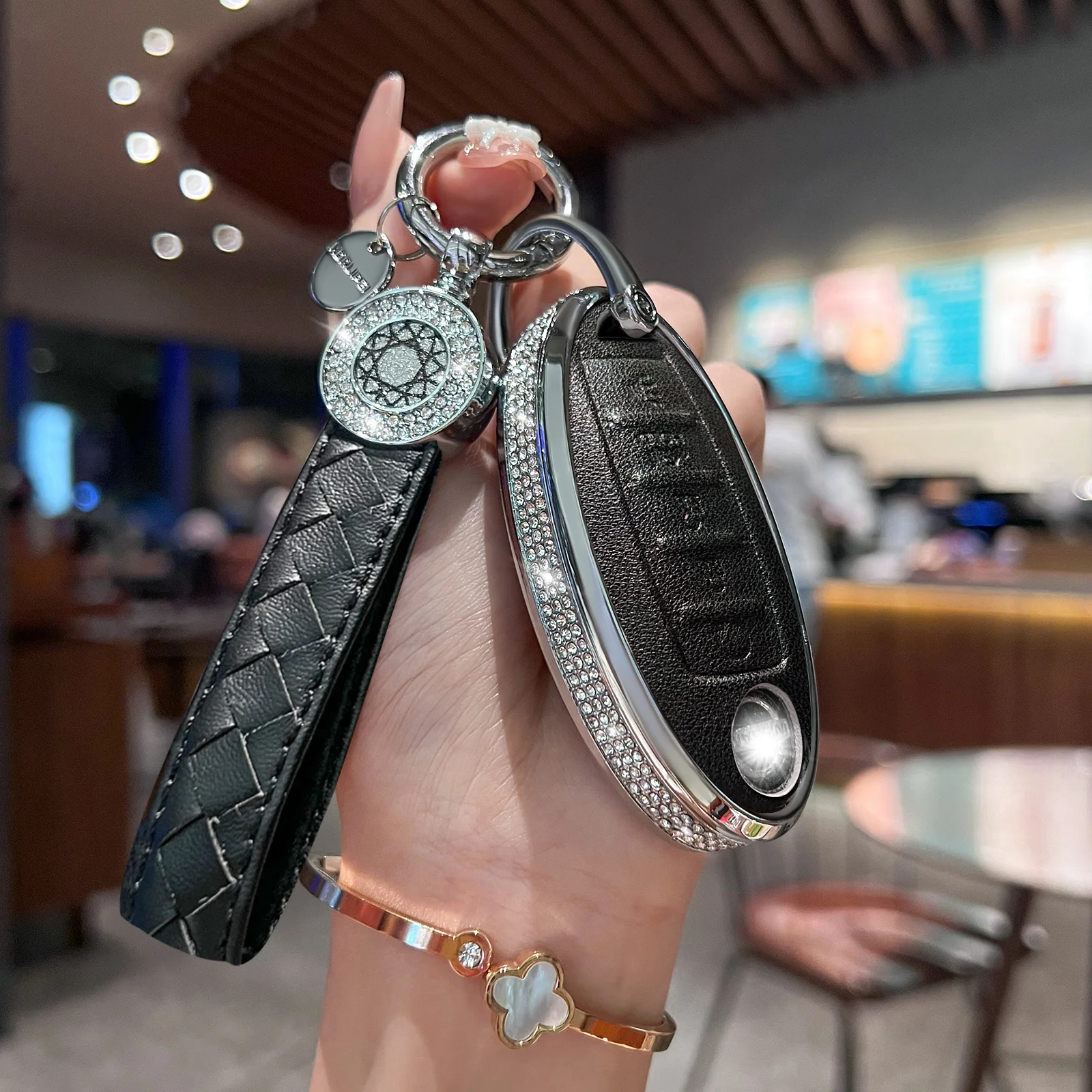 غطاء مفاتيح من الجلد الطبيعي مع سلسلة مفاتيح ، واقي مفاتيح كريستال ، متوافق مع نيسان ألتيما ، ماكسيما ، روغ ، أرمادا