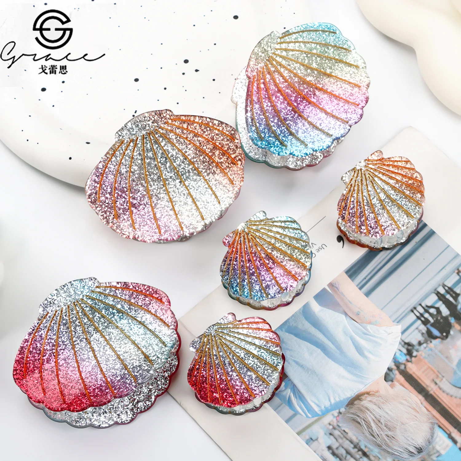 YHJ Colorful Shells Hair Claw Hawaii Feeling Seaside Vacation Acrylic Hair Claw Clips Hair Accessories for Women Girls