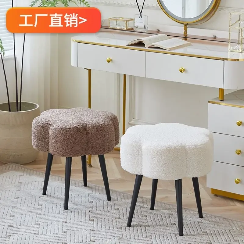 

Cloud Dressing Stool Simple Household Bedroom Round Stool Girl Chair Makeup Stools Ottomans Furniture Nordic Vanity Chairs Ins