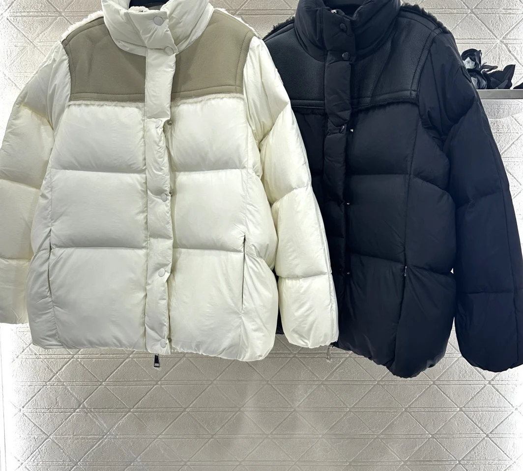 Zimowa, modna damska kurtka z nylonu, patchworkowa, prostokątna, z tłoczonym kołnierzem stójką, wypełniona białym puchem kaczym.